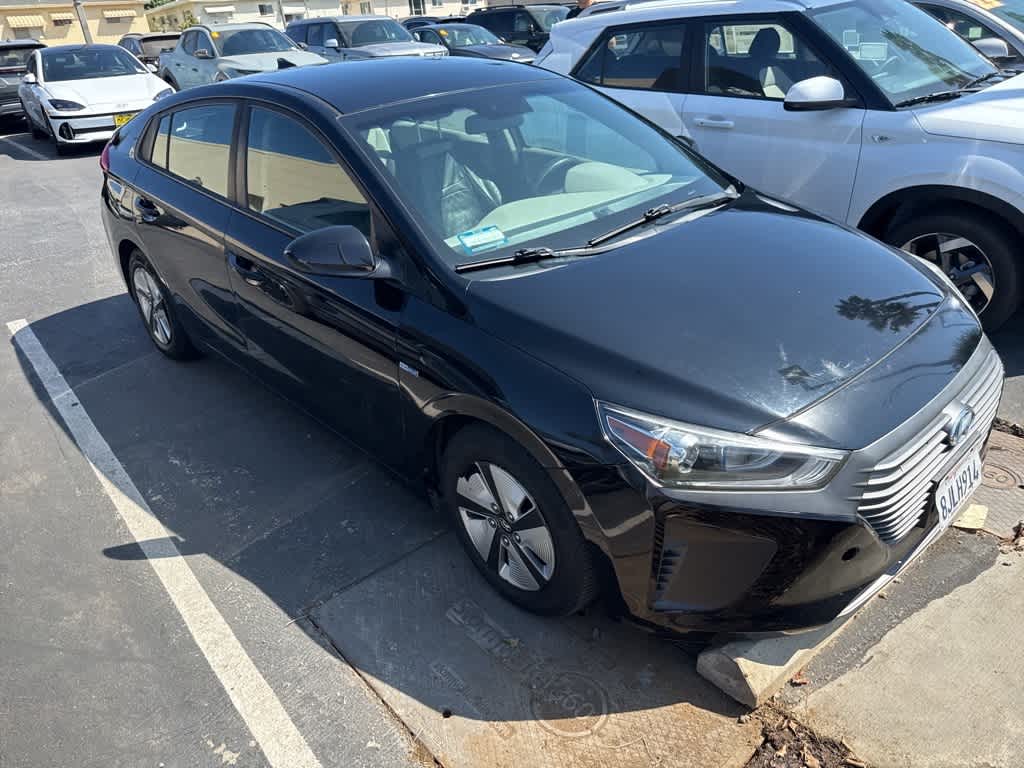 Thumbnail: 2019 Hyundai Ioniq - 12