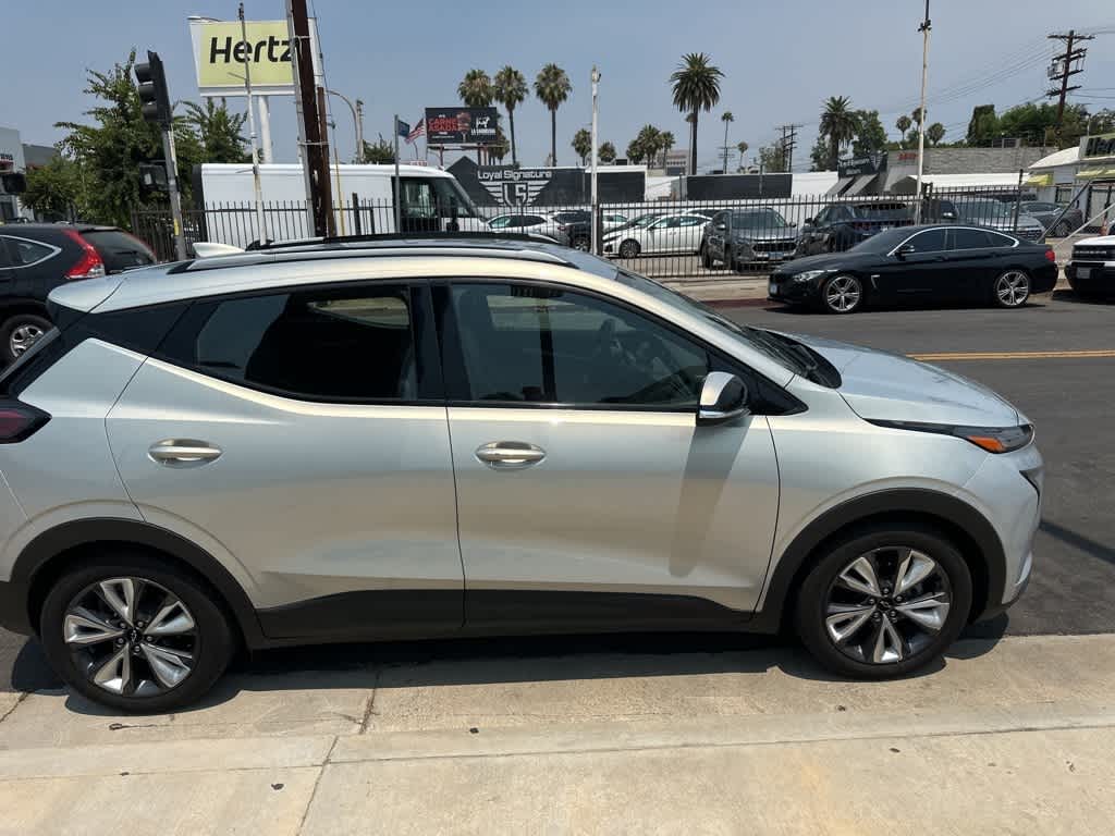 Thumbnail: 2023 Chevrolet Bolt EUV - 4