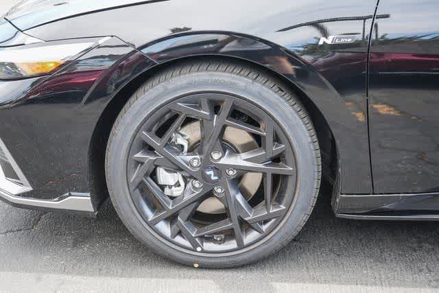 Thumbnail: 2025 Hyundai Elantra - 15