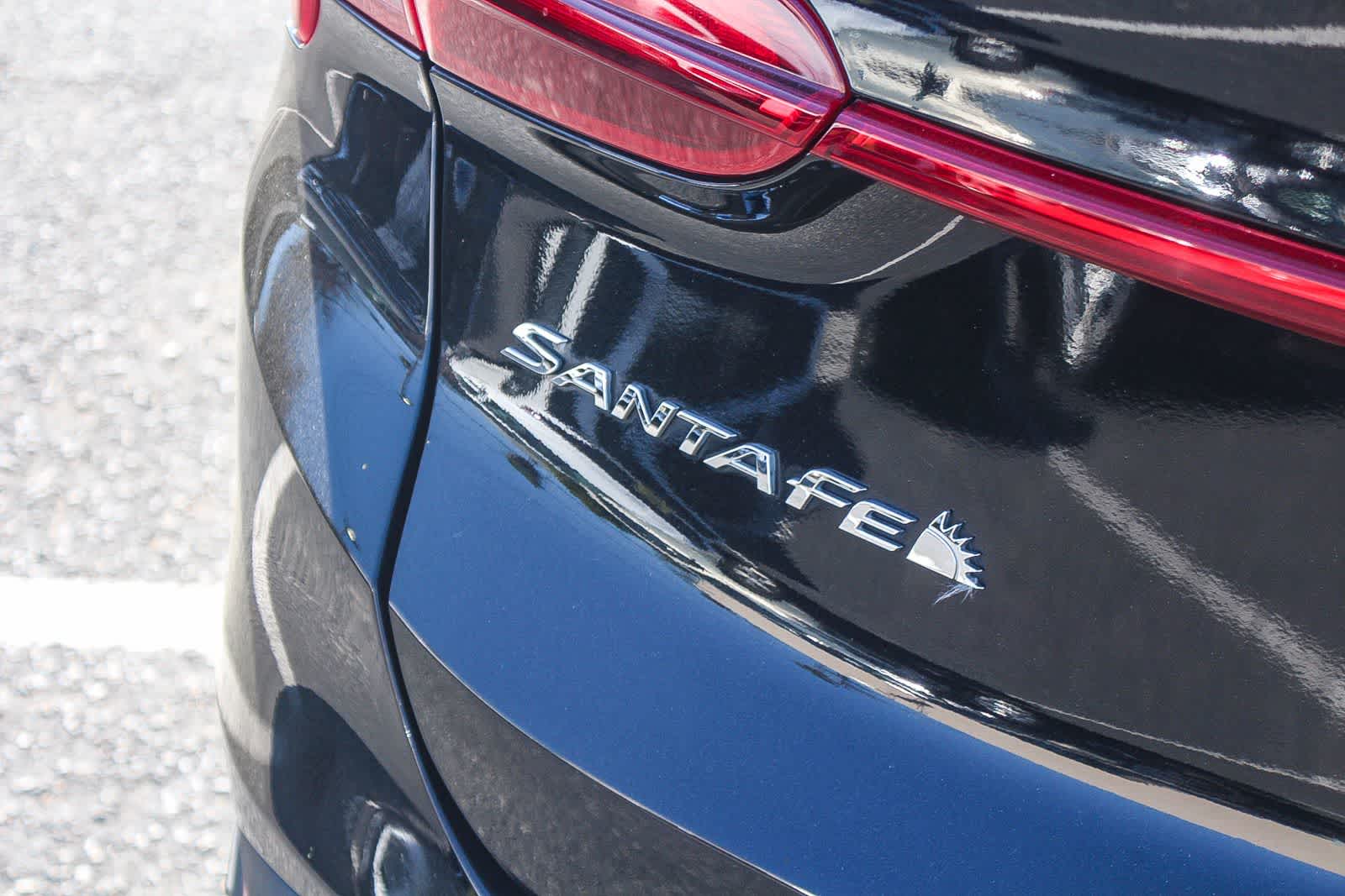 Thumbnail: 2023 Hyundai Santa Fe - 9