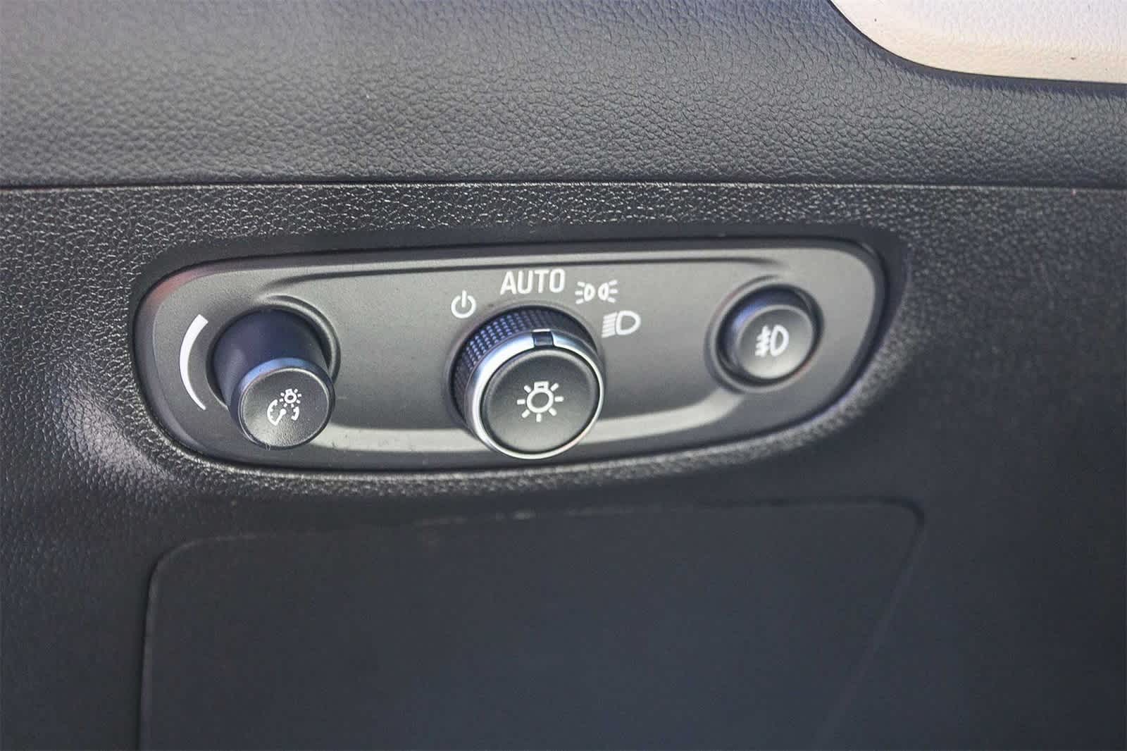 Thumbnail: 2023 Buick Encore GX - 29