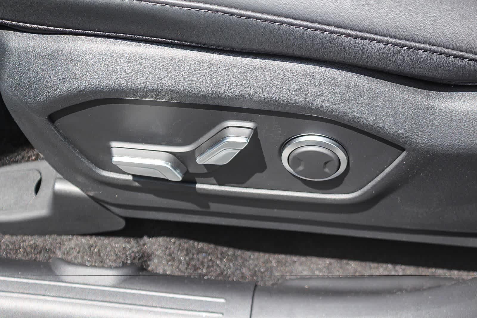 Thumbnail: 2026 Hyundai Santa Fe - 28
