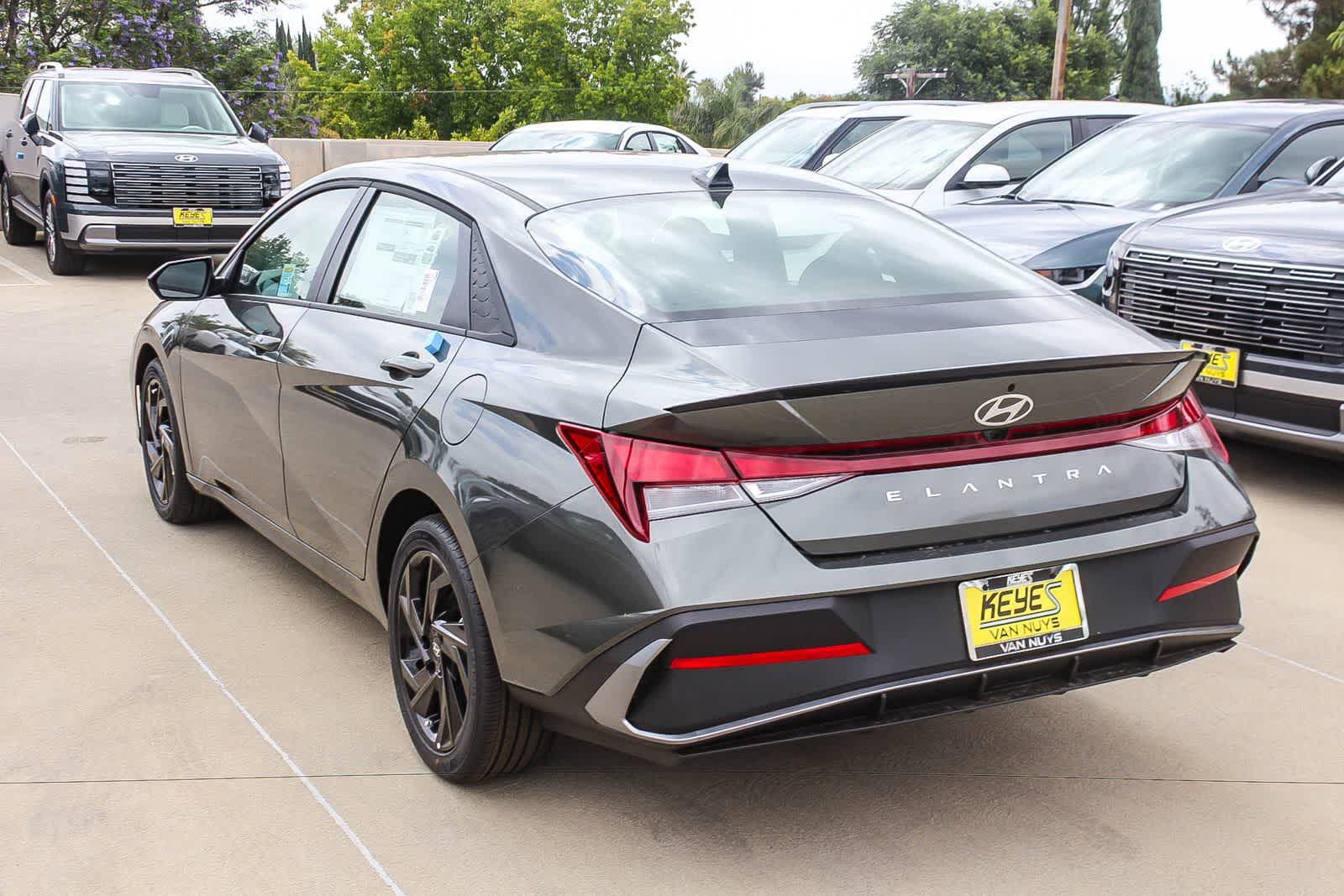Thumbnail: 2026 Hyundai Elantra - 7