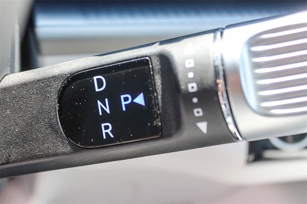 Thumbnail: 2023 Hyundai Ioniq 6 - 19