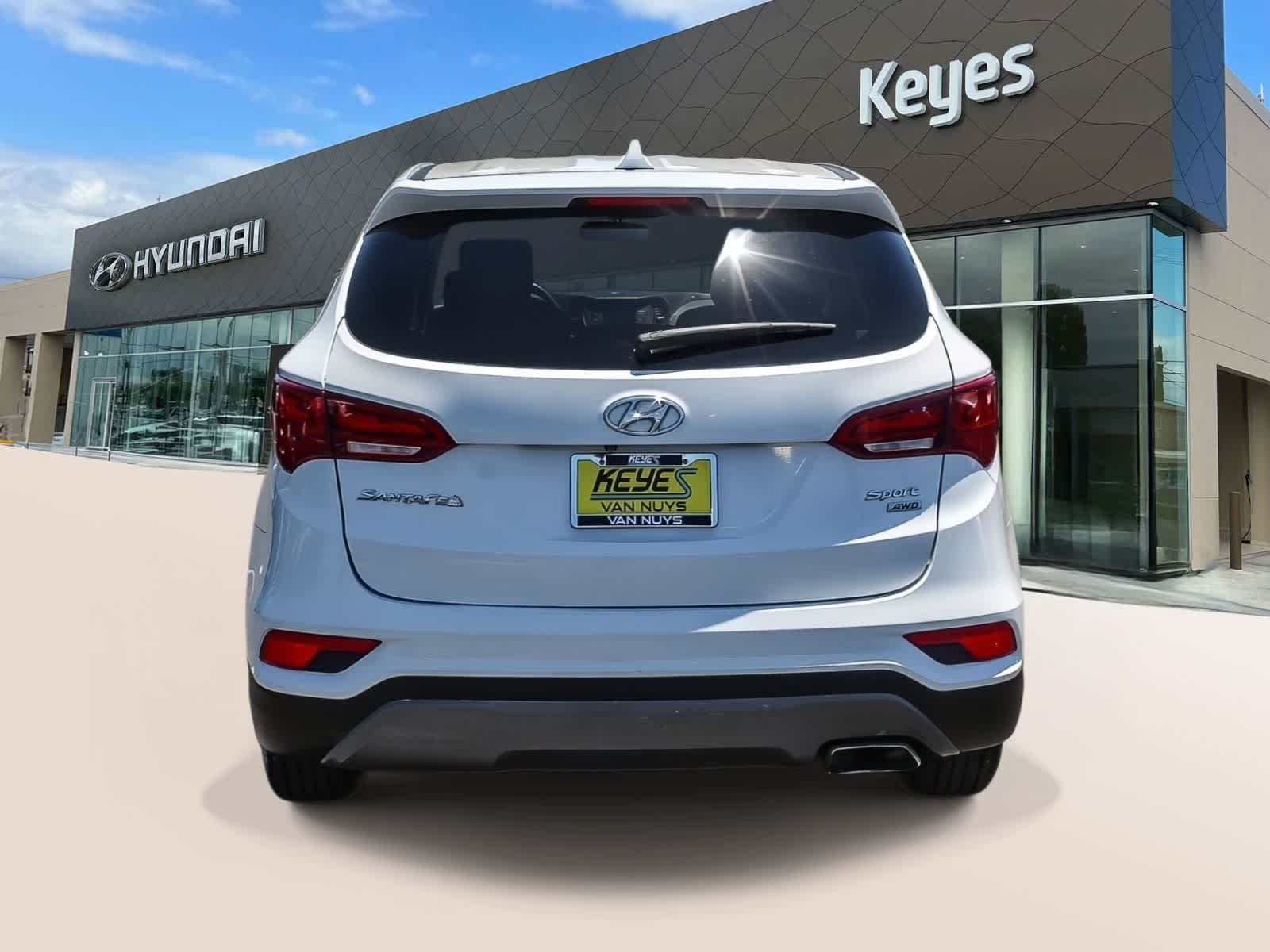 Thumbnail: 2017 Hyundai Santa Fe - 5