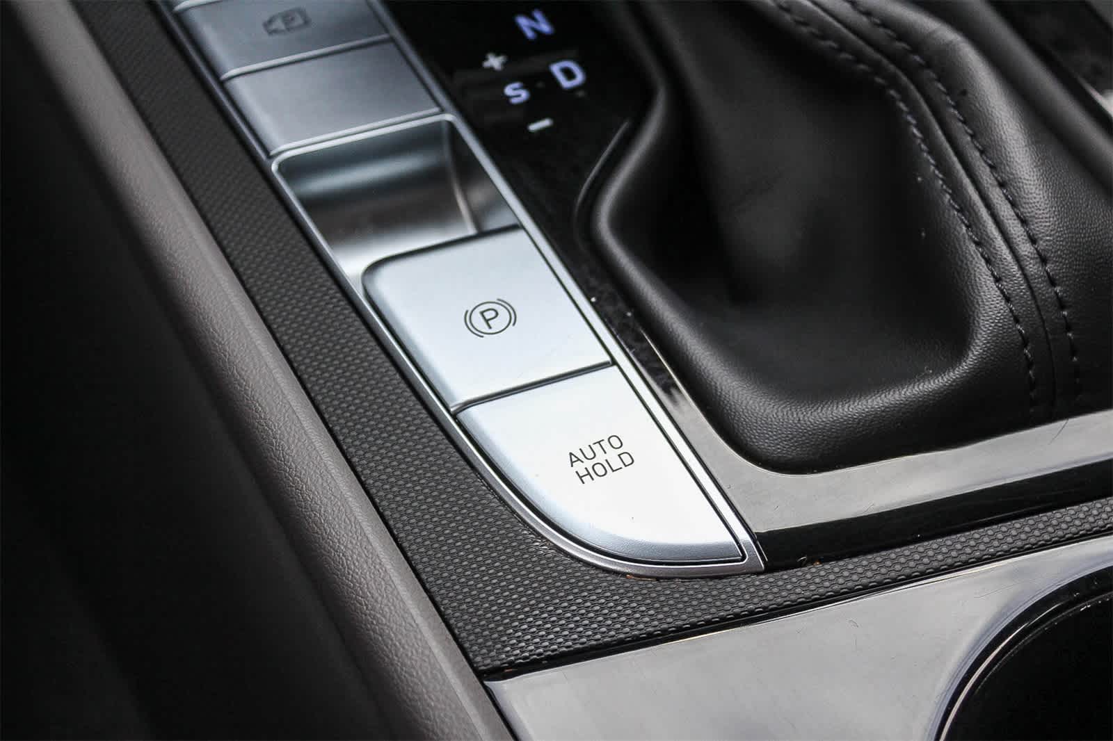 Thumbnail: 2022 Hyundai Elantra - 34