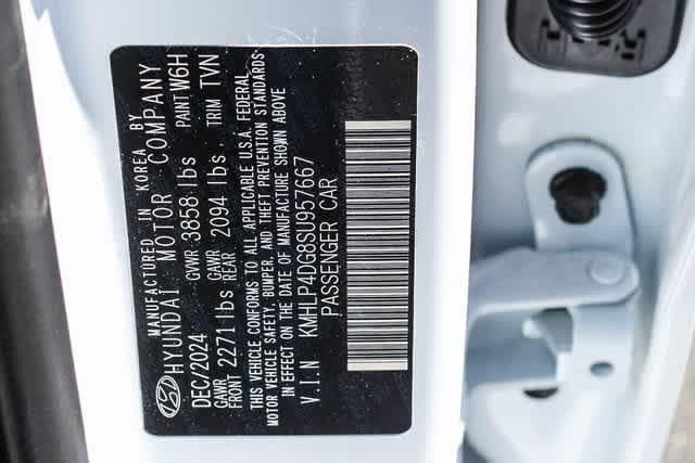 Thumbnail: 2025 Hyundai Elantra - 27