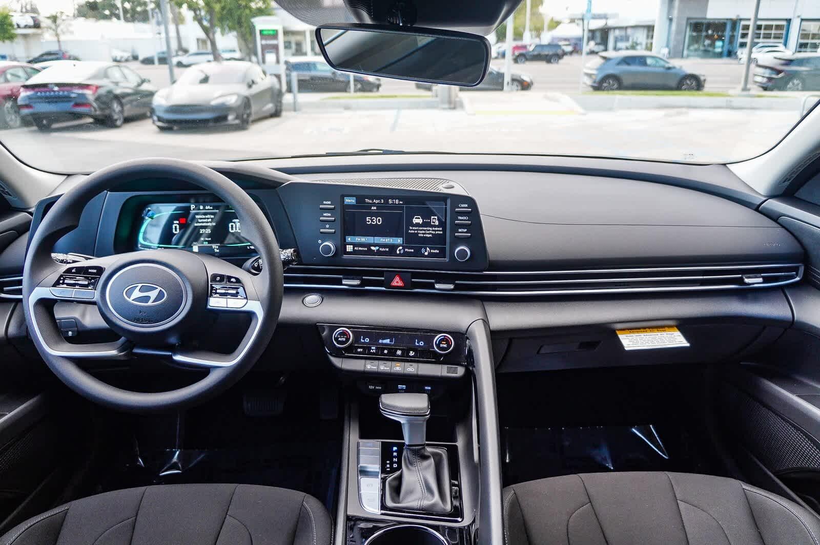 Thumbnail: 2025 Hyundai Elantra - 14