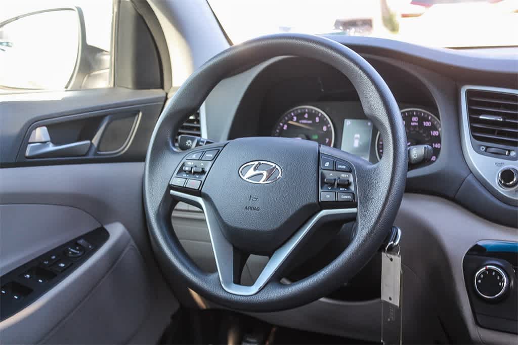 Thumbnail: 2016 Hyundai Tucson - 15