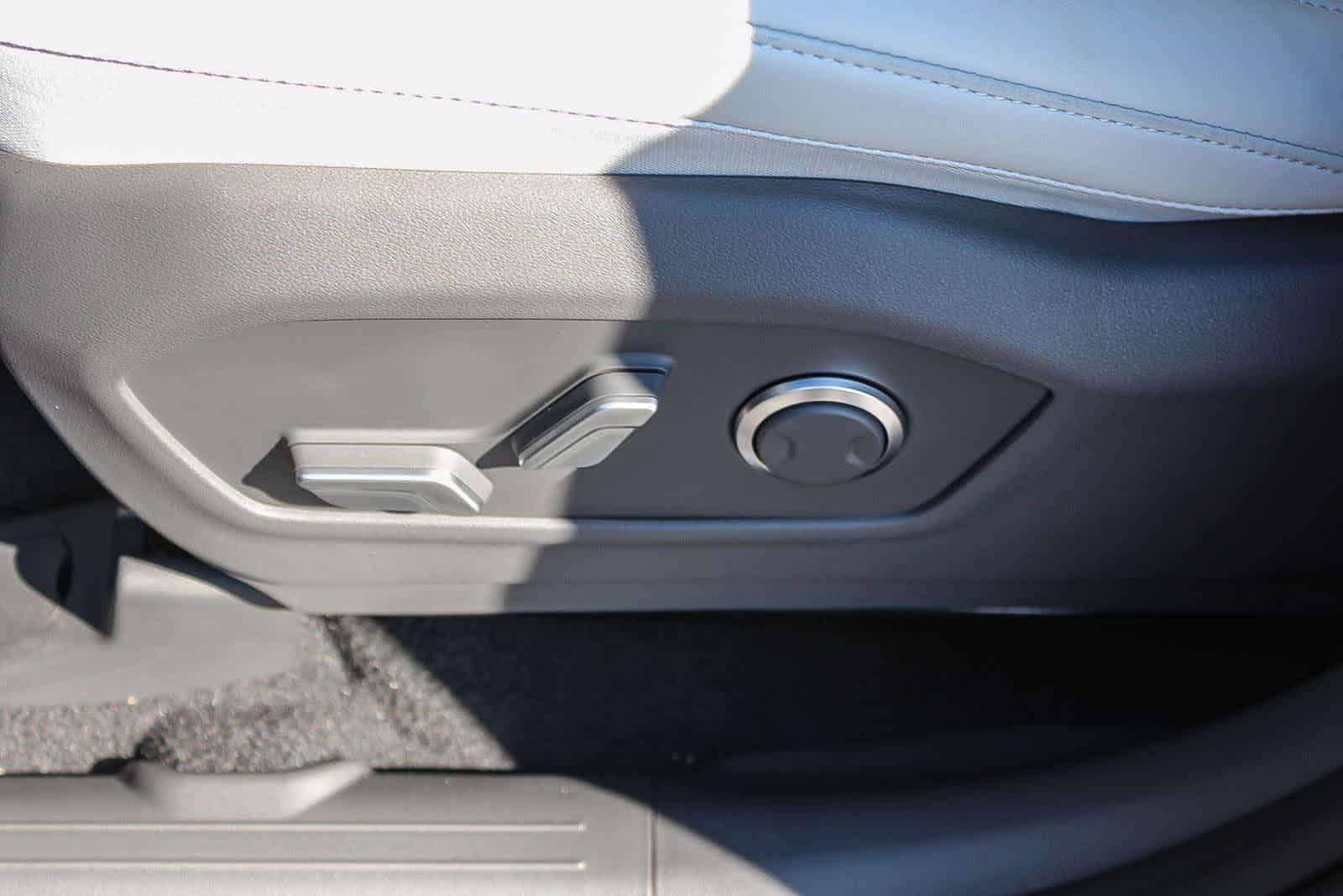 Thumbnail: 2026 Hyundai Santa Fe - 28