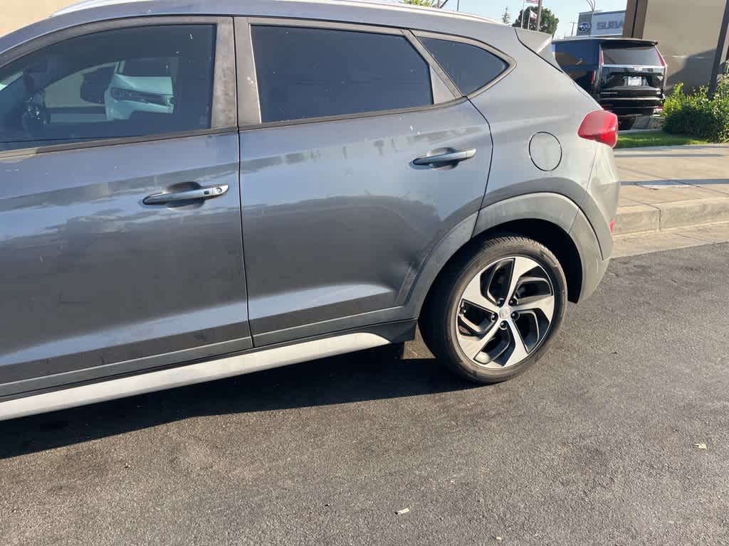 Thumbnail: 2017 Hyundai Tucson - 8