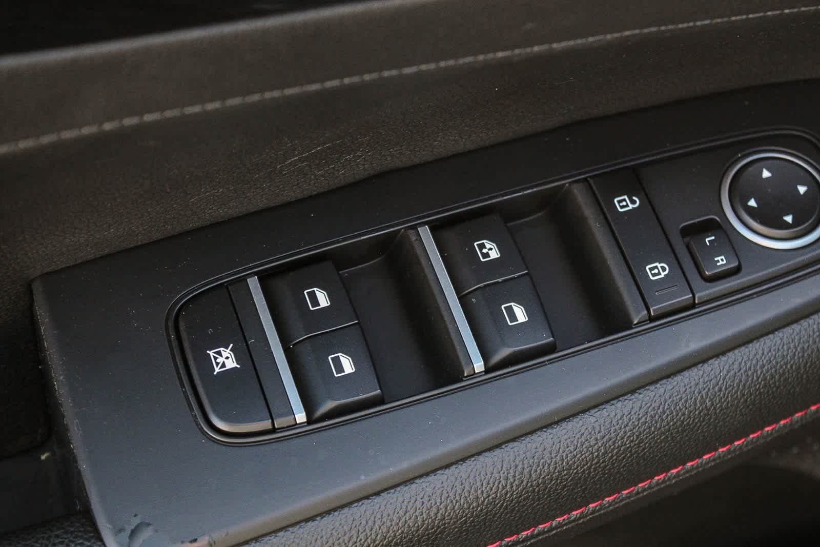 Thumbnail: 2023 Kia Forte - 28