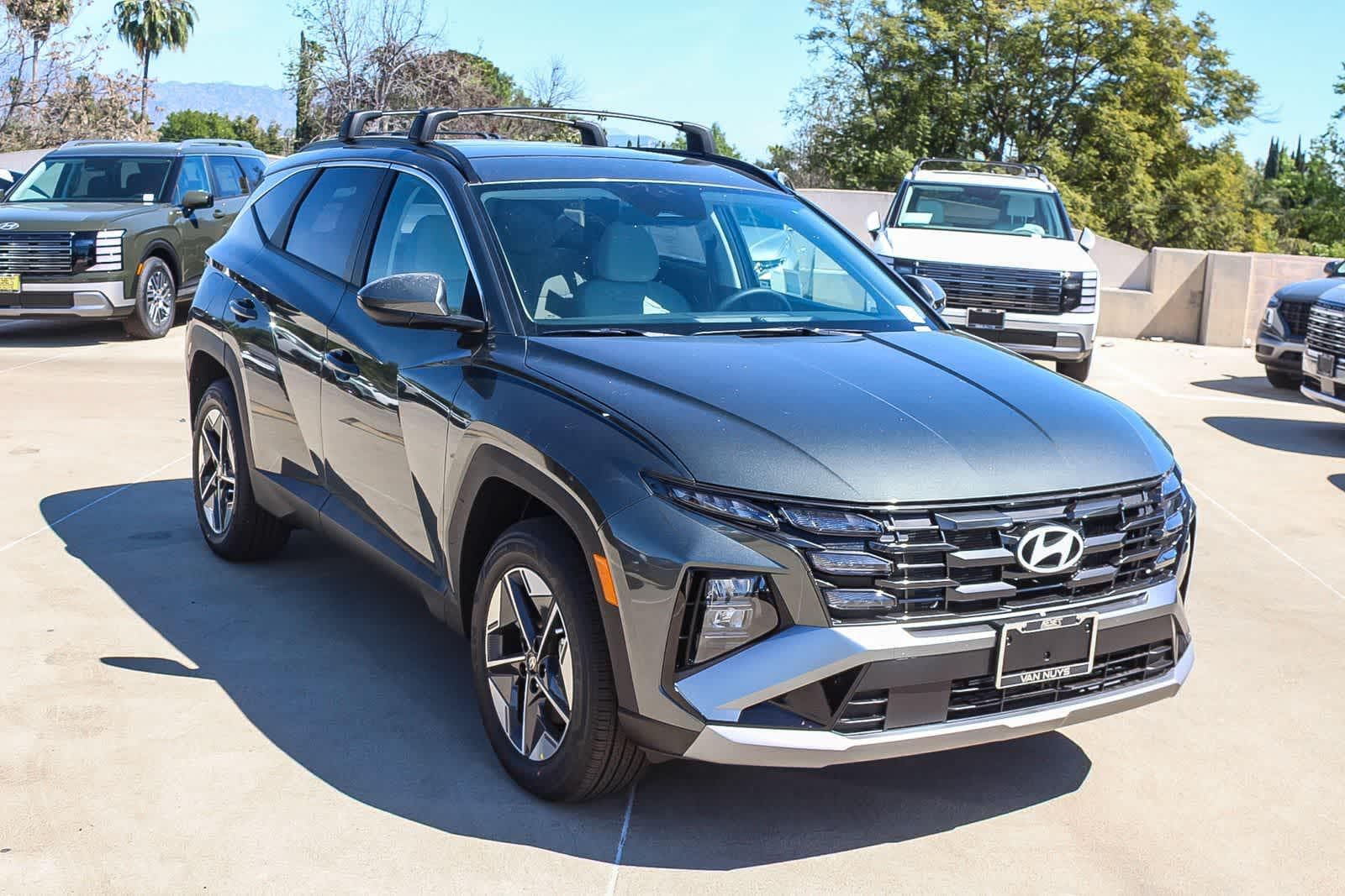 Thumbnail: 2026 Hyundai Tucson - 3