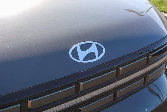 Thumbnail: 2024 Hyundai Santa Fe - 11