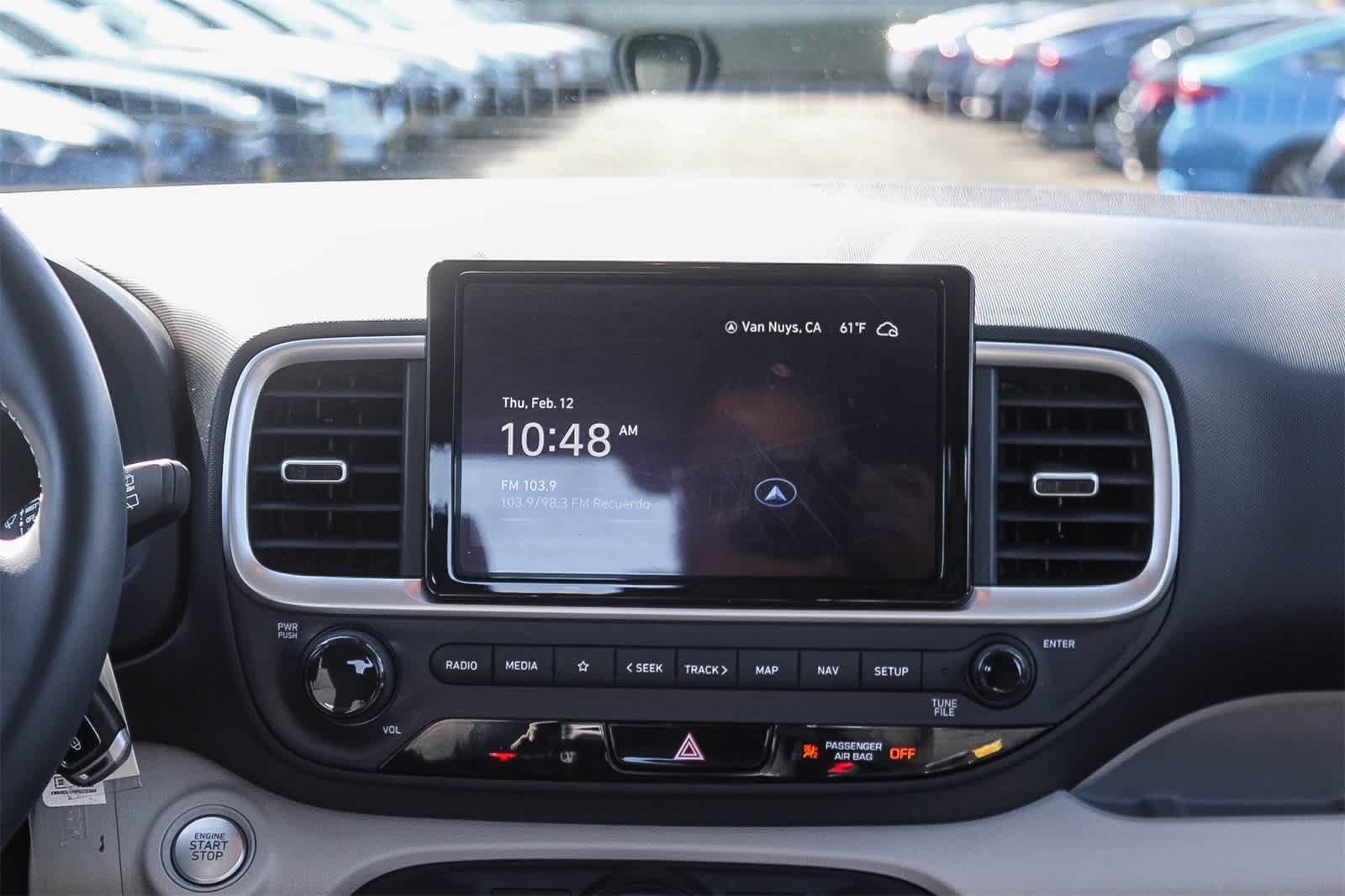 Thumbnail: 2023 Hyundai Venue - 18