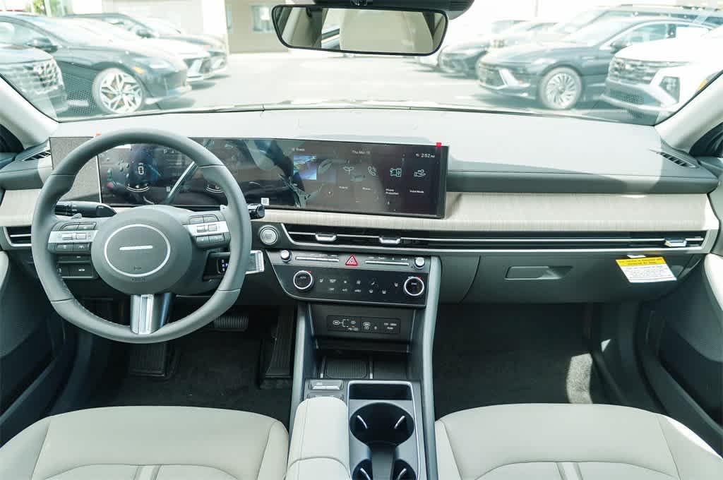 Thumbnail: 2025 Hyundai Sonata - 14