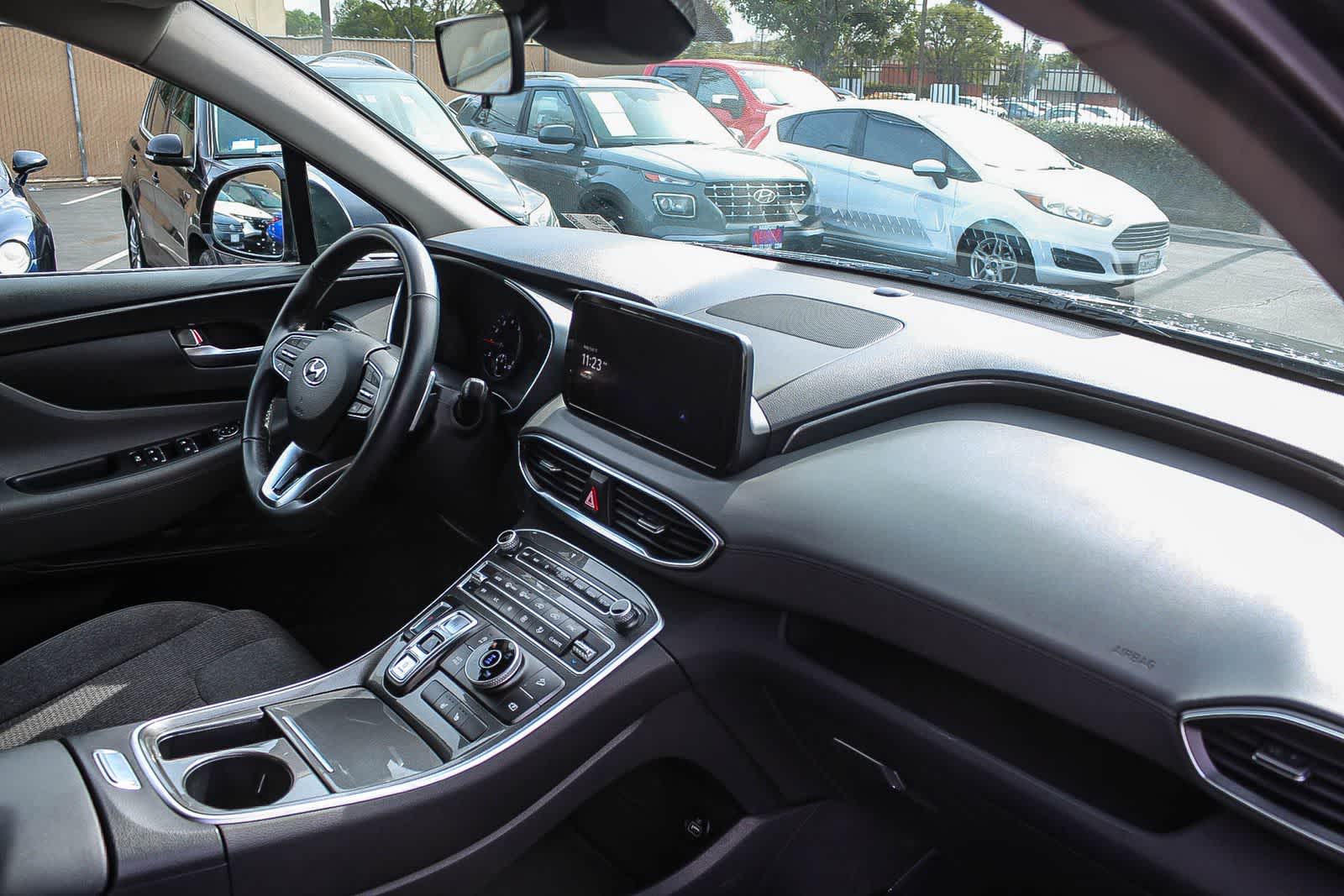 Thumbnail: 2023 Hyundai Santa Fe - 23