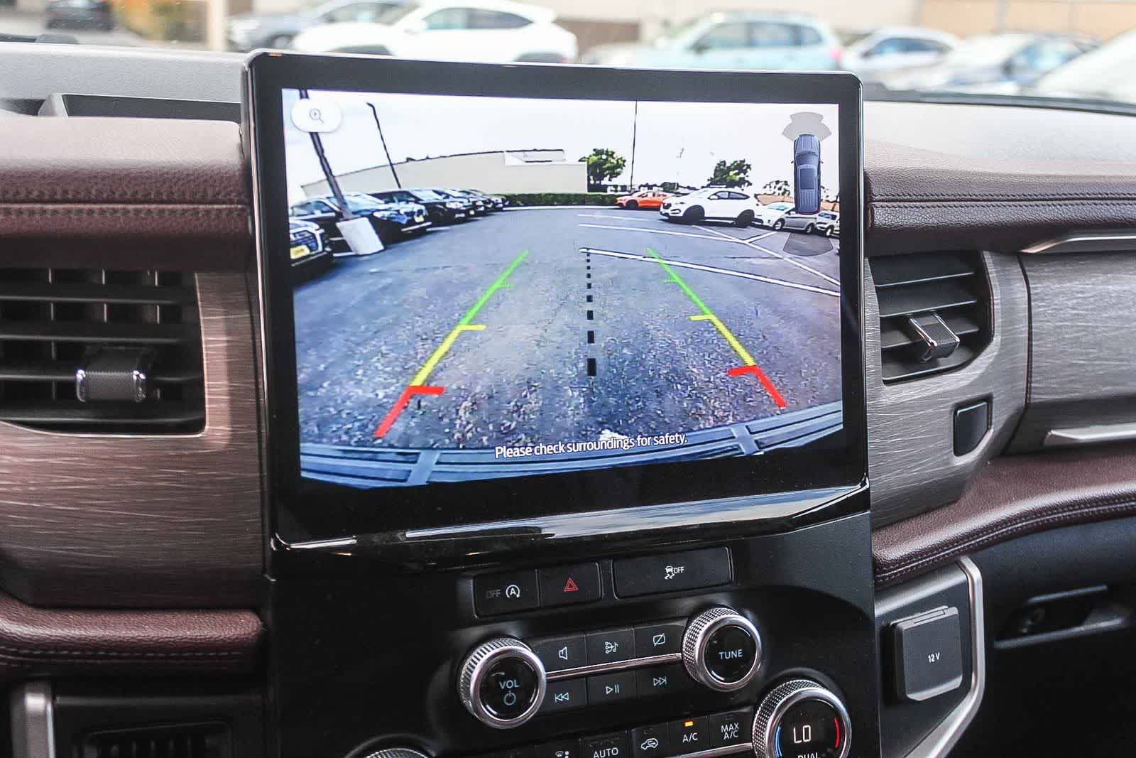 Thumbnail: 2024 Ford Expedition - 28