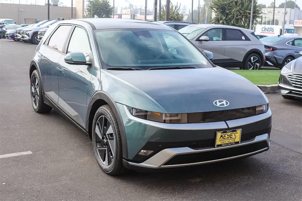 Thumbnail: 2026 Hyundai Ioniq 5 - 3