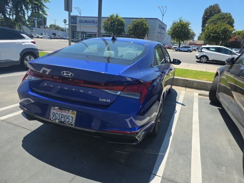Thumbnail: 2023 Hyundai Elantra - 9