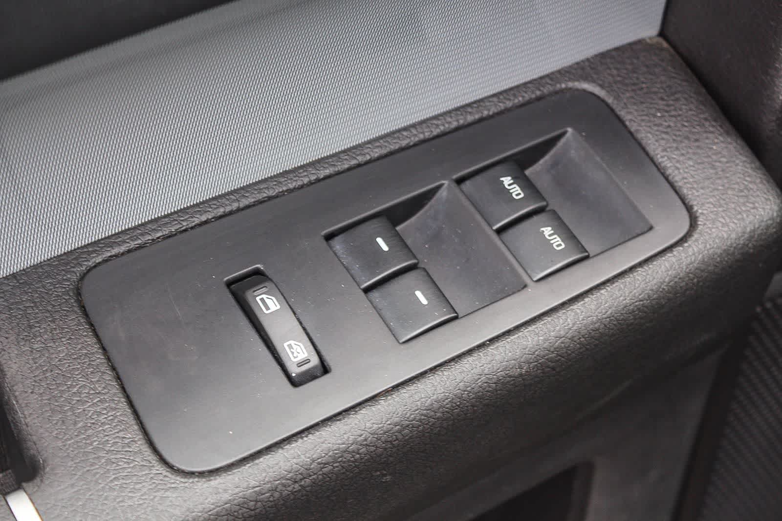 Thumbnail: 2015 Ford Flex - 28