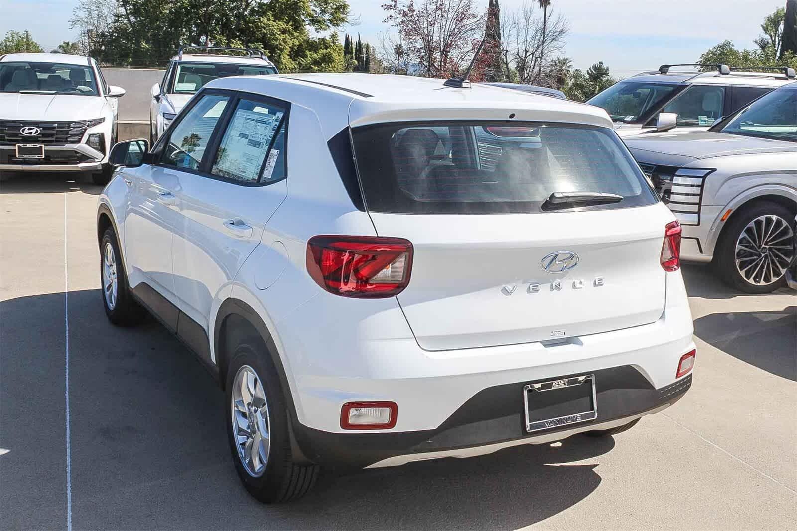 Thumbnail: 2026 Hyundai Venue - 7