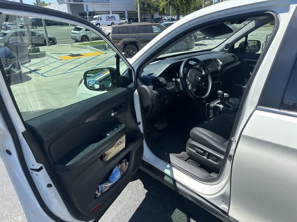 Thumbnail: 2018 Honda Pilot - 22