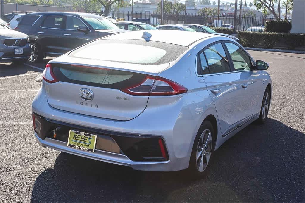 Thumbnail: 2019 Hyundai Ioniq - 4