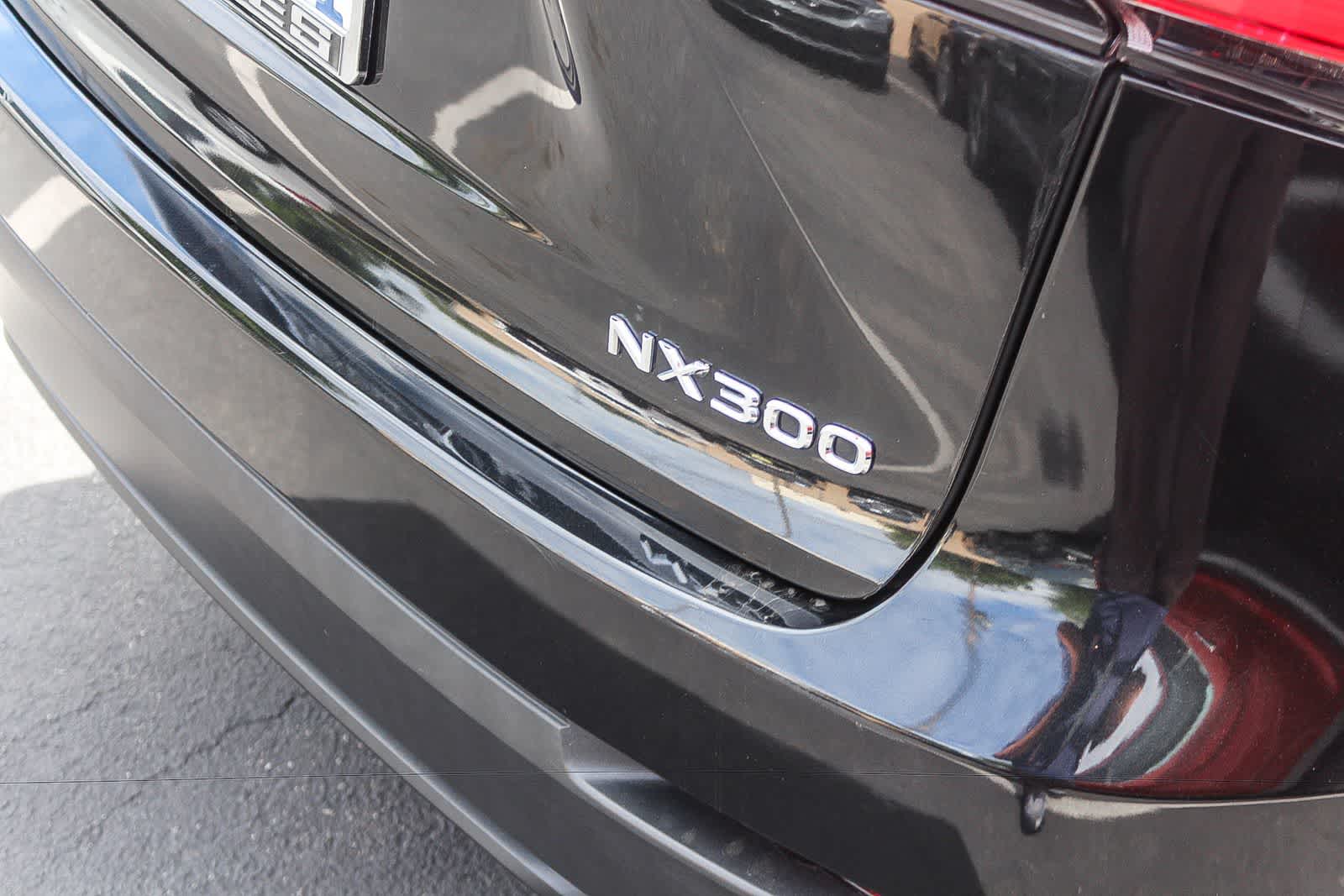 Thumbnail: 2019 Lexus NX - 10