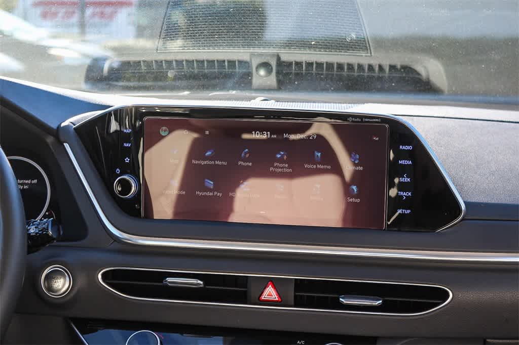 Thumbnail: 2023 Hyundai Sonata - 18