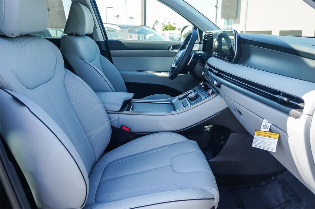 Thumbnail: 2025 Hyundai Palisade - 21