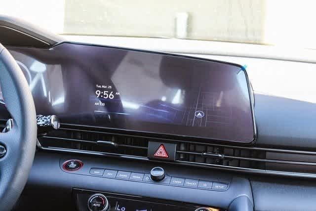 Thumbnail: 2025 Hyundai Elantra - 16