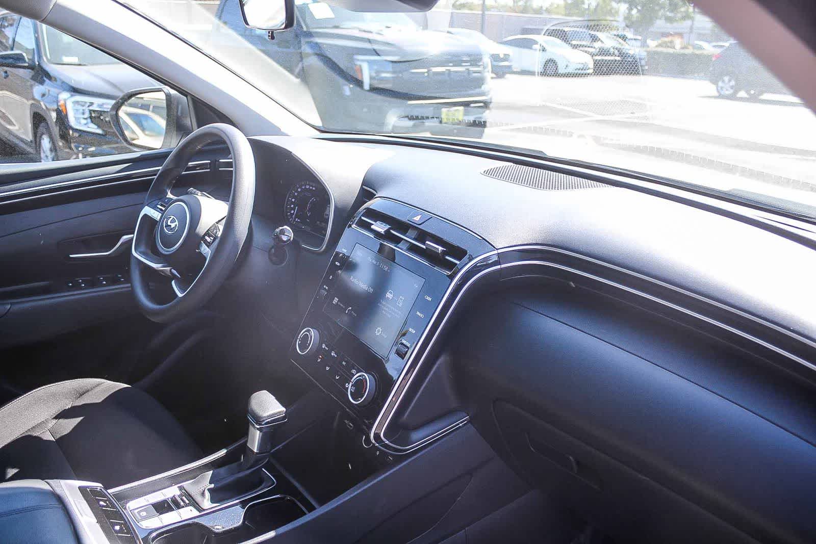 Thumbnail: 2023 Hyundai Tucson - 22