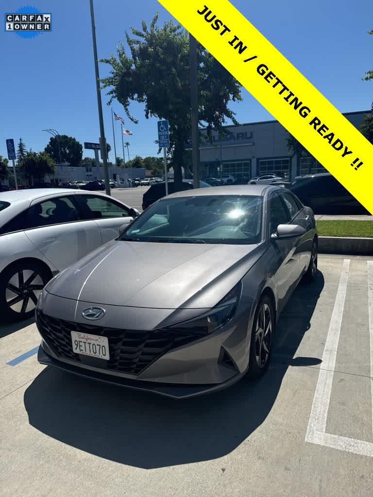 Thumbnail: 2023 Hyundai Elantra - 1