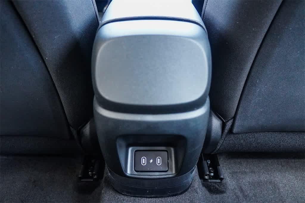 Thumbnail: 2025 Hyundai Elantra - 16