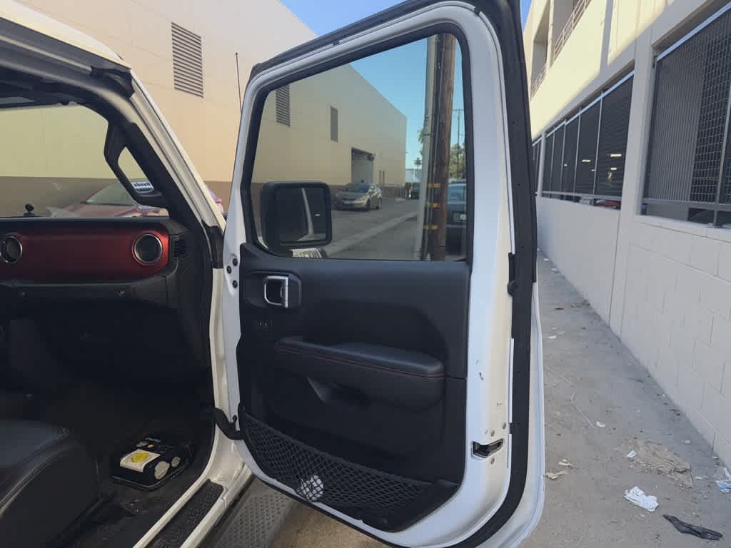 Thumbnail: 2020 Jeep Wrangler - 15