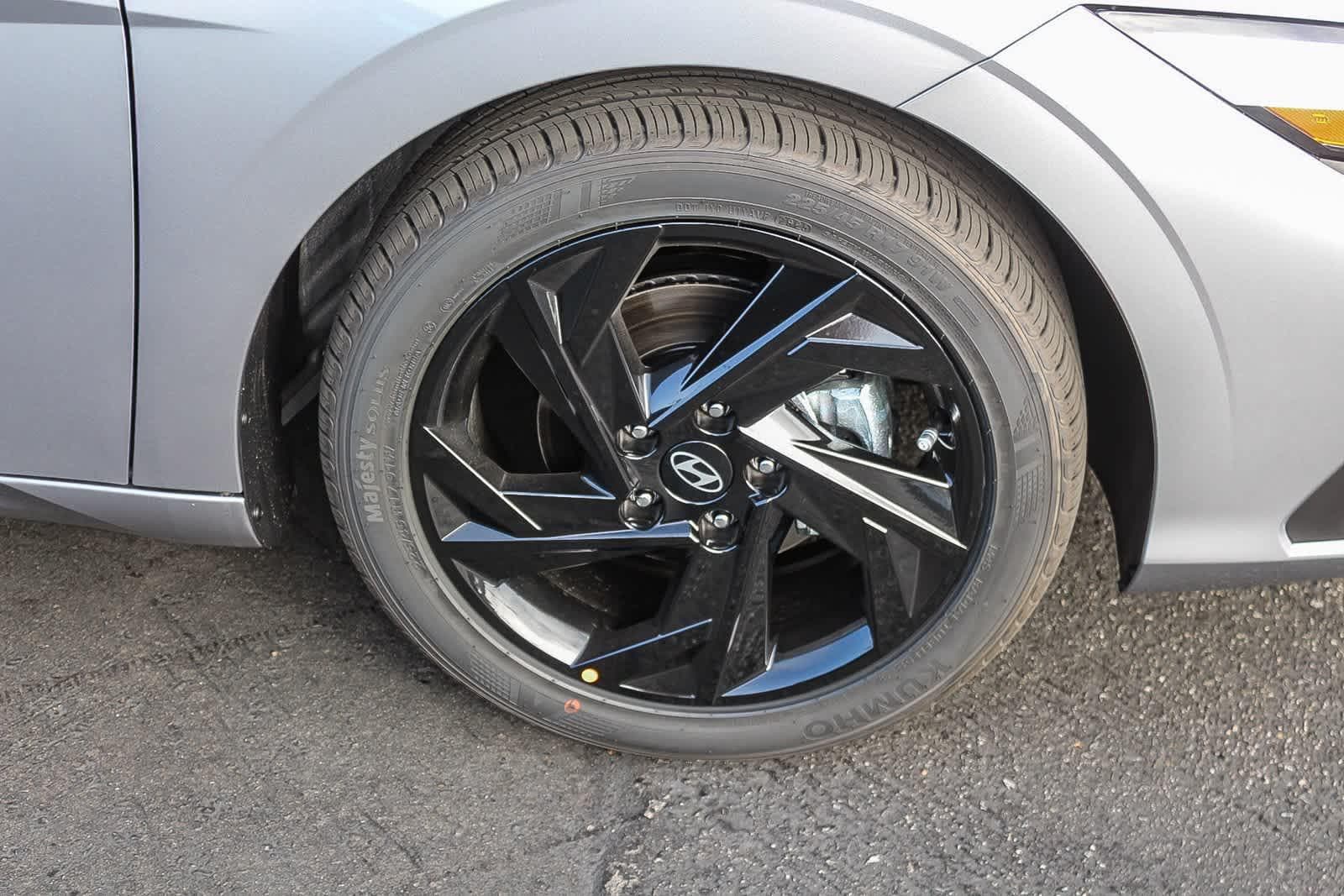 Thumbnail: 2026 Hyundai Elantra - 11