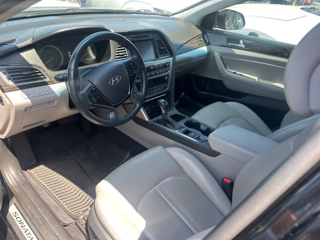 Thumbnail: 2016 Hyundai Sonata - 31