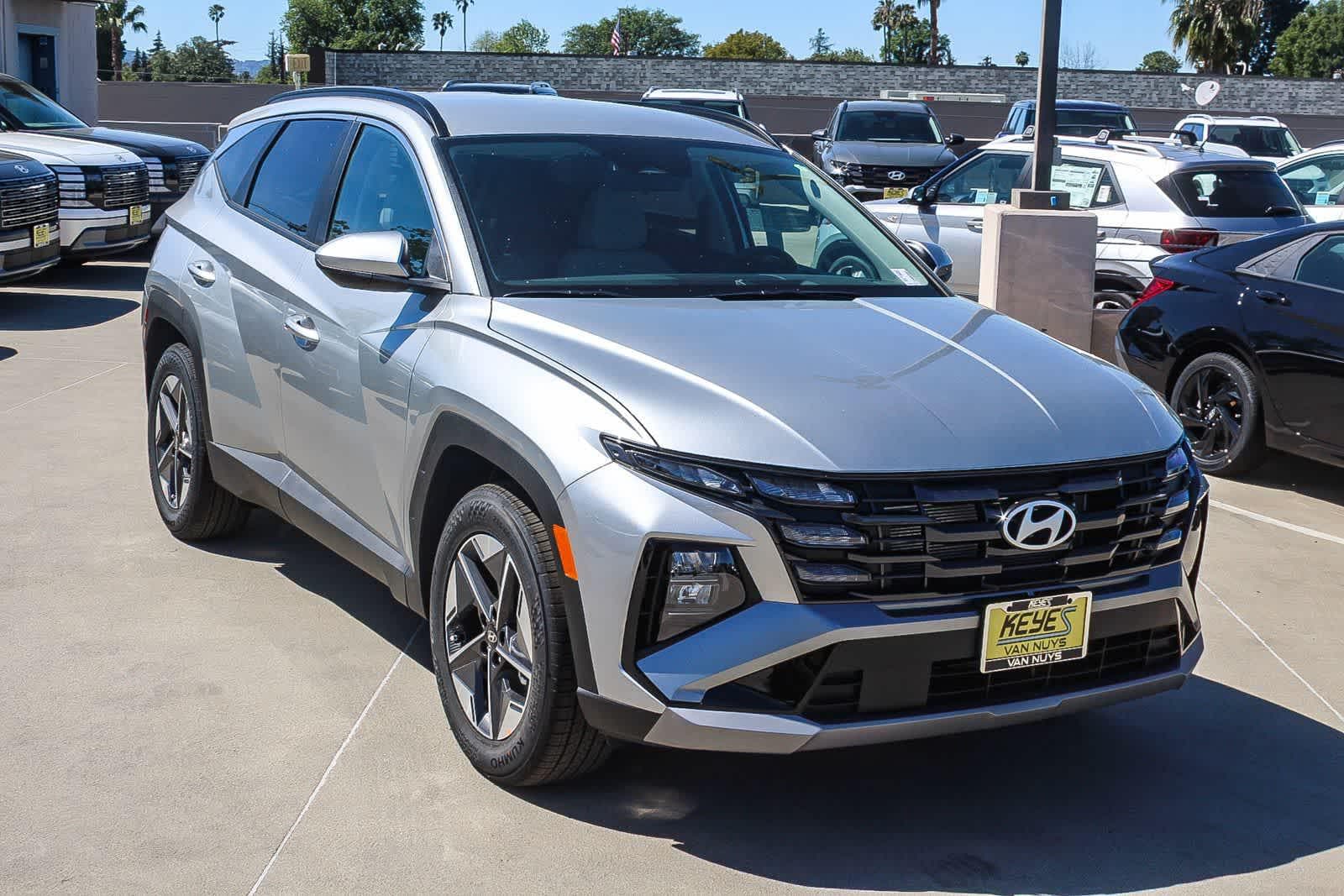 Thumbnail: 2026 Hyundai Tucson - 3