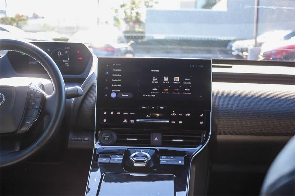 Thumbnail: 2023 Toyota bZ4X - 19