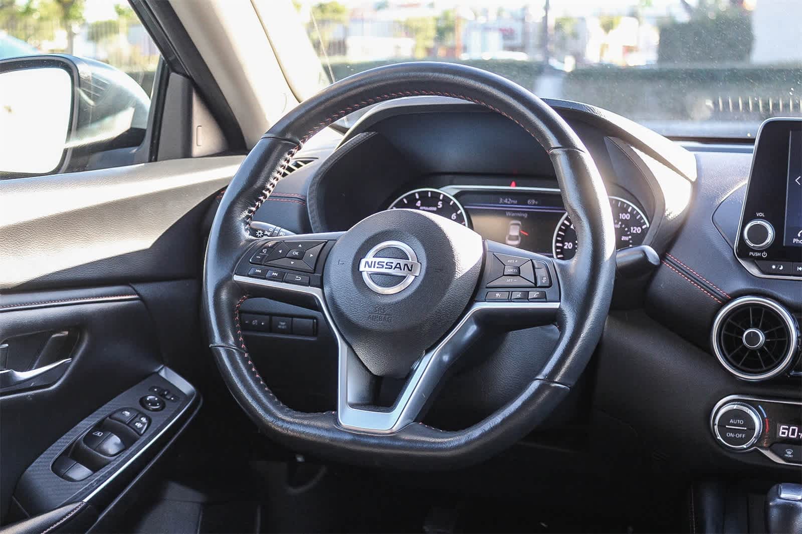 Thumbnail: 2023 Nissan Sentra - 21