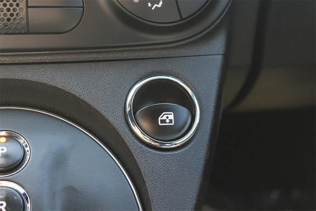 Thumbnail: 2019 Fiat 500e - 28