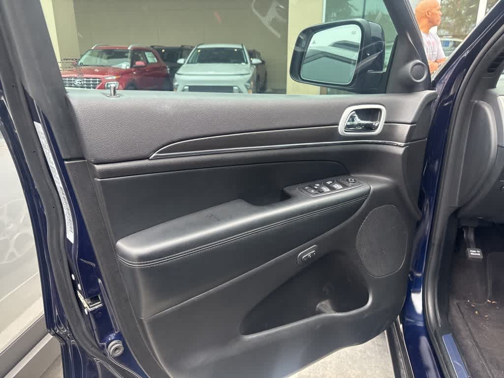 2018 Jeep Grand Cherokee Limited Edition 12