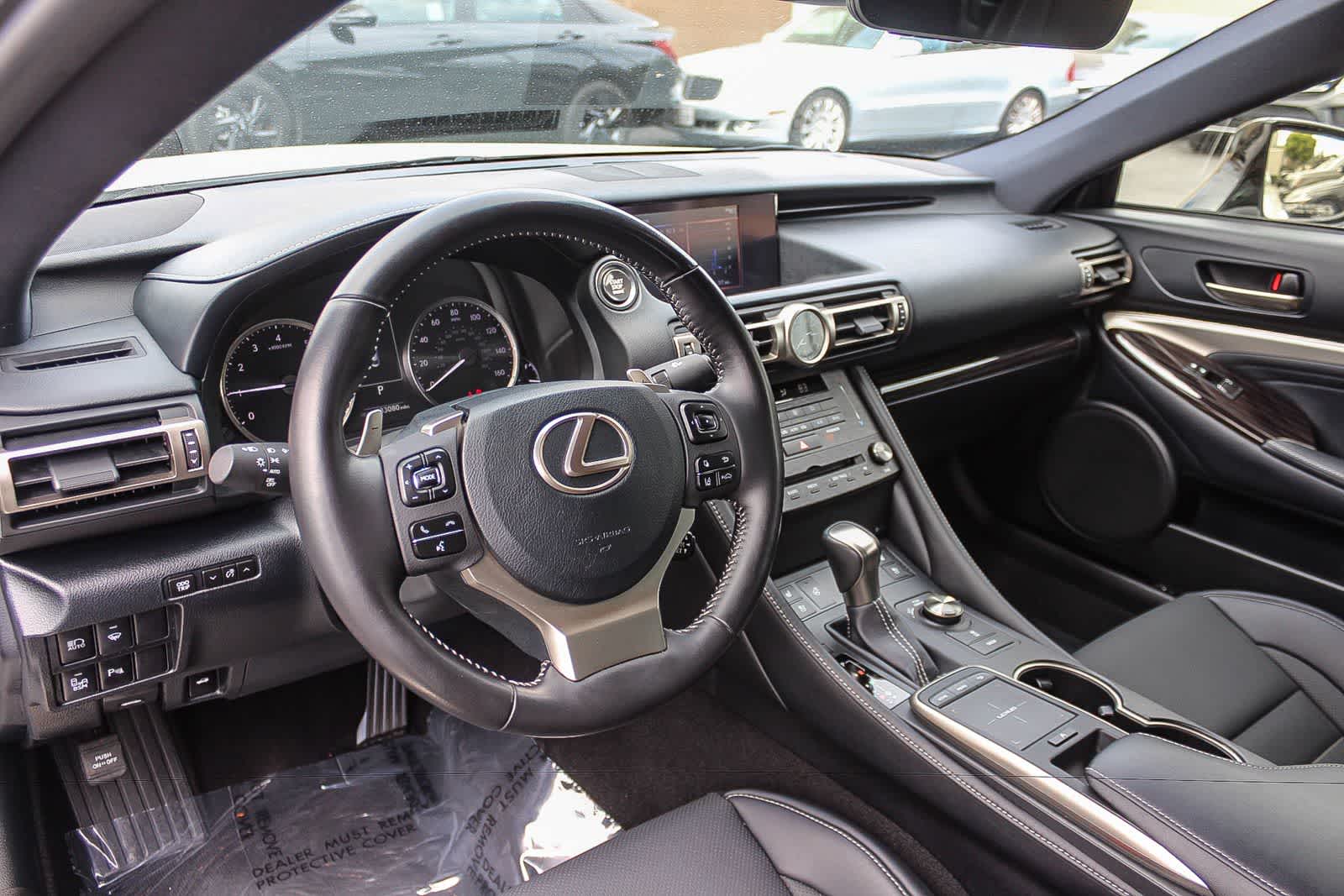 Thumbnail: 2019 Lexus RC - 22