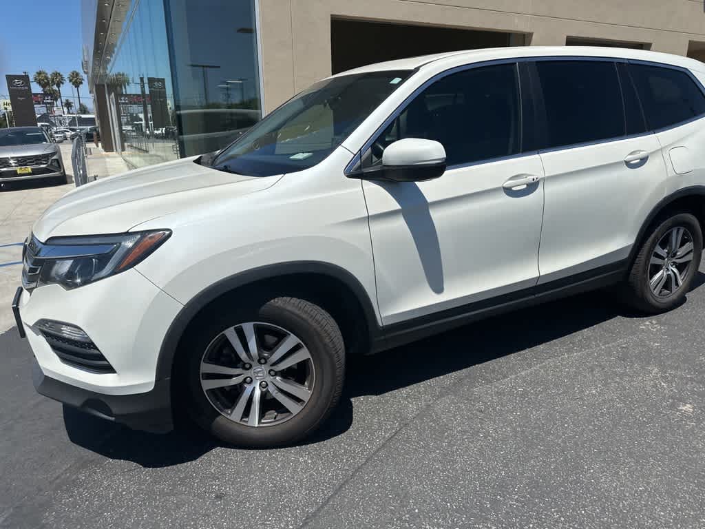 Thumbnail: 2018 Honda Pilot - 4