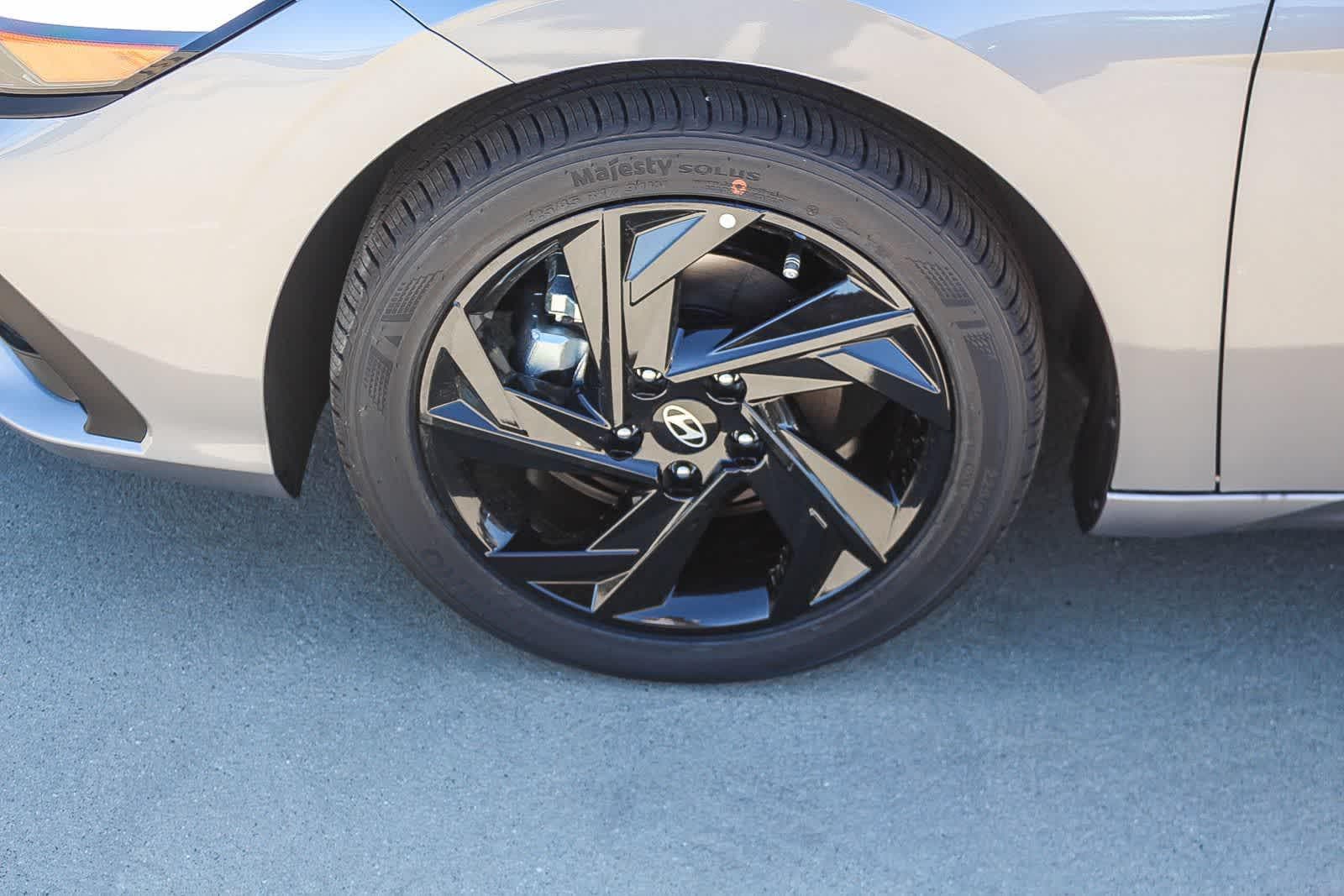 Thumbnail: 2026 Hyundai Elantra - 11