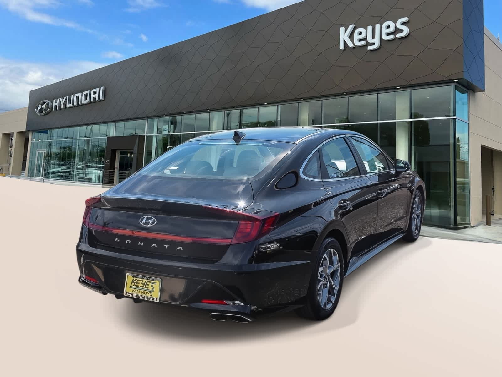 Thumbnail: 2023 Hyundai Sonata - 4