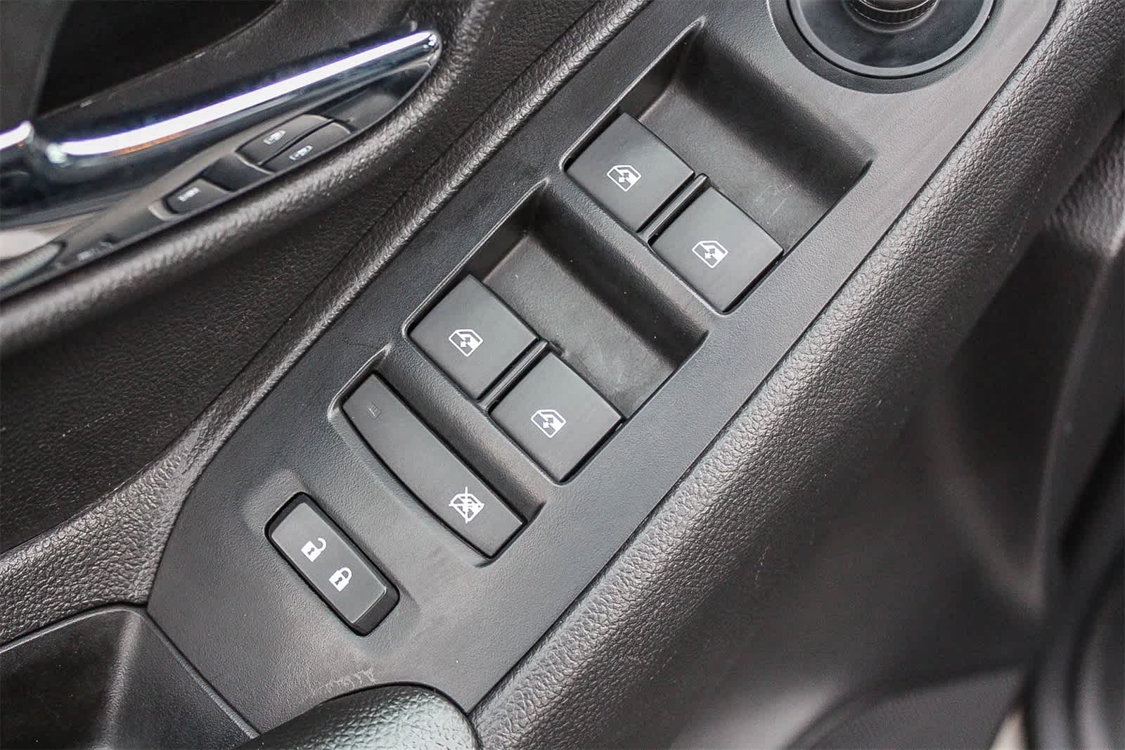 Thumbnail: 2022 Chevrolet Trax - 26