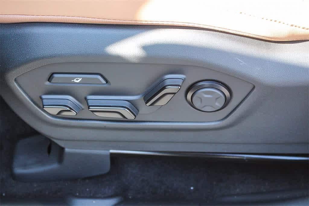 Thumbnail: 2026 Hyundai Santa Fe - 28