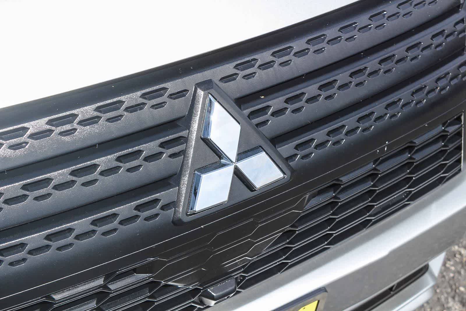 Thumbnail: 2023 Mitsubishi Eclipse Cross - 14